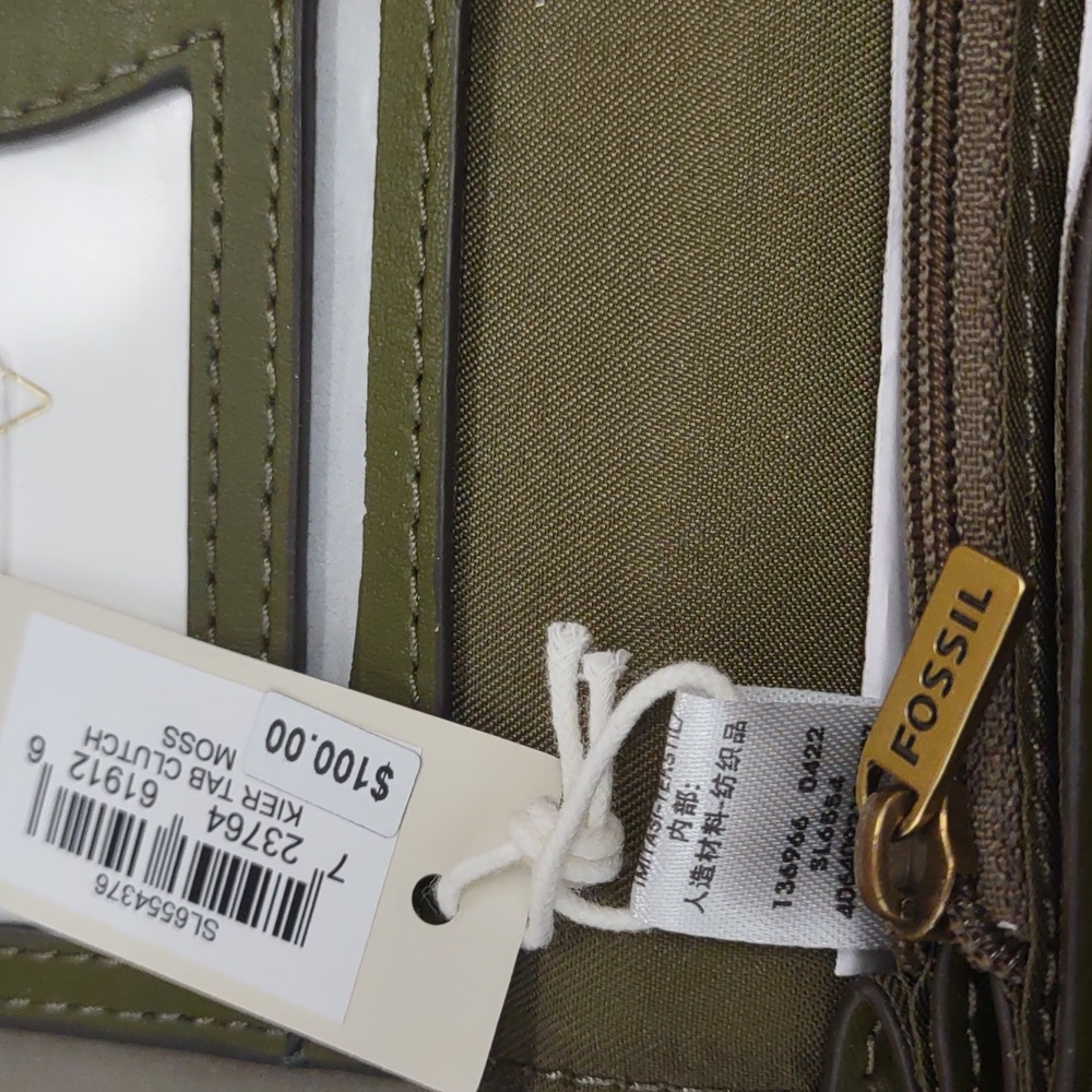 Fossil Wallet - Picture 6 of 7